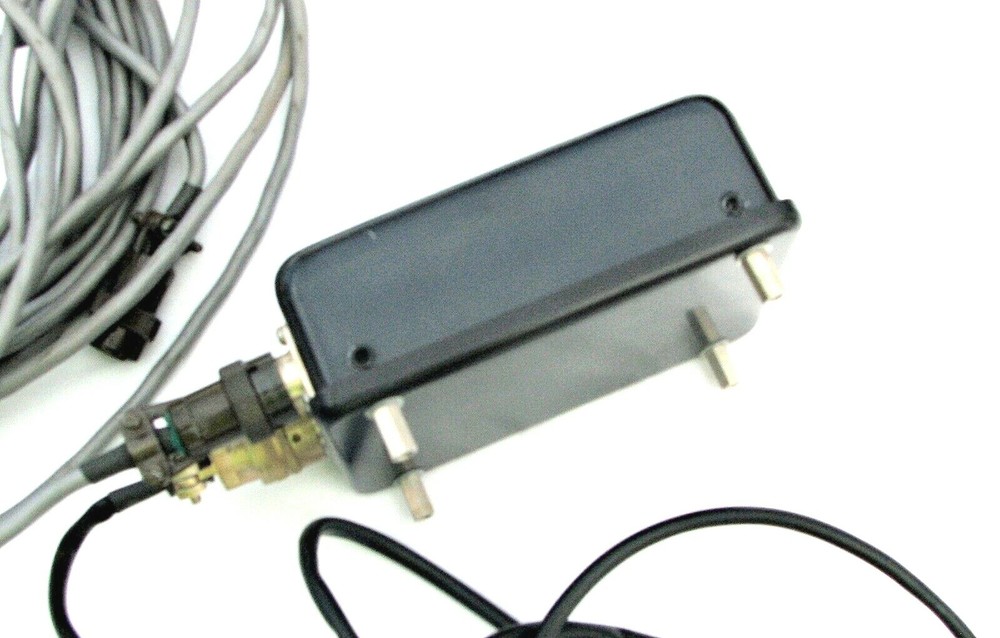 Vintage Thunder Scientific No. 2300 Signal Processor complete with Cables