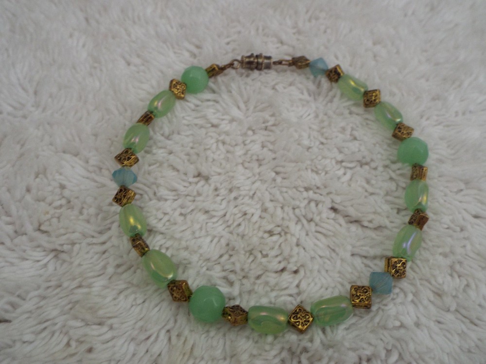 Goldtone Green Glass Bead Wire Bracelet