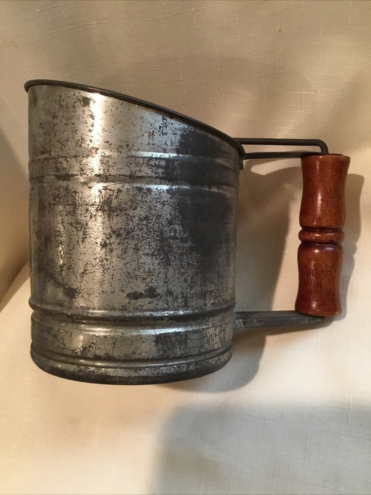 Vintage Savory Shaker Sifter Tin Flour Sifter