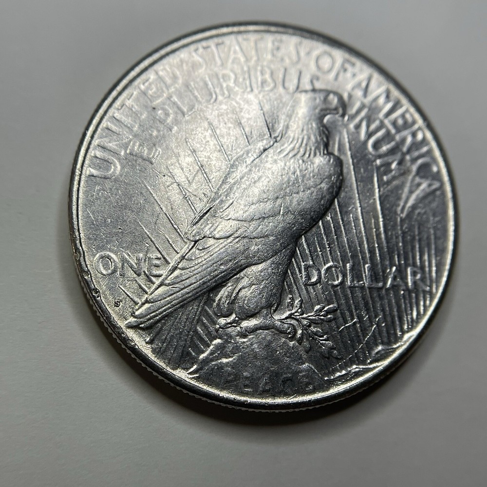 1923-S $1 Peace Dollar UNC - 82070