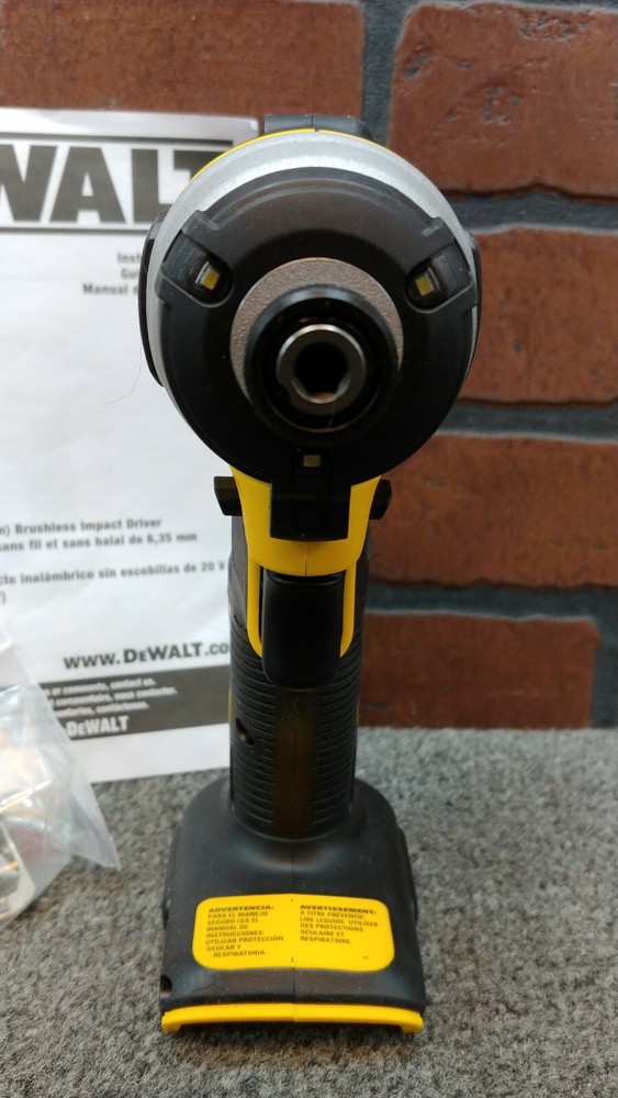 Dewalt DCF809 20V MAX Atomic Brushless 1/4" Compact Impact Driver-***NEW***