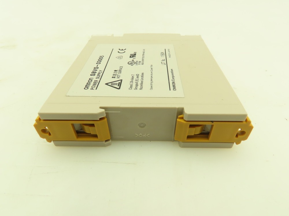 Omron S8VS-03005 Power Supply 5V Output 100-240V Input