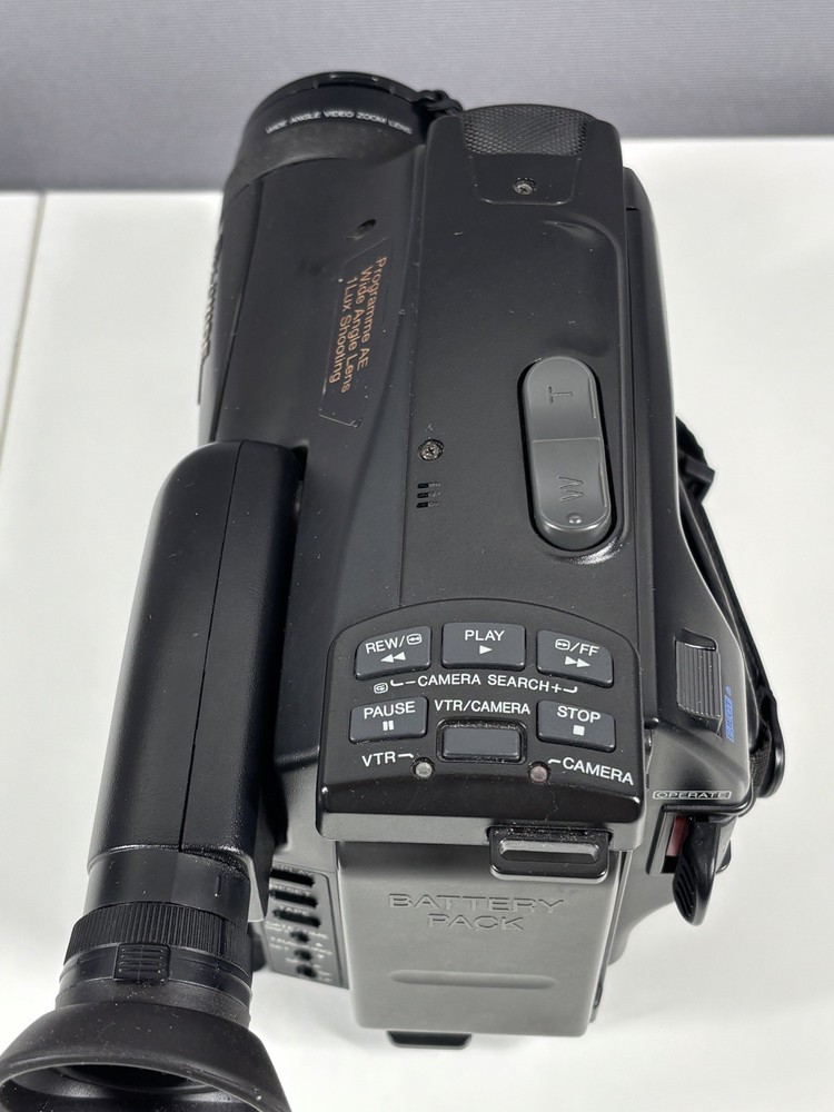 Vintage Panasonic NV-S20 Hand Held Palmcorder with Battery - Untested