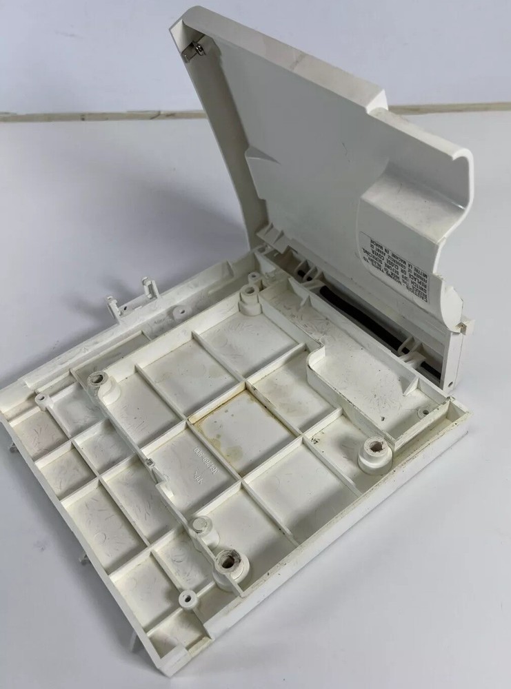 Singer Model 14SH764 Sewing Machine Intertek Front & Base Access Cover