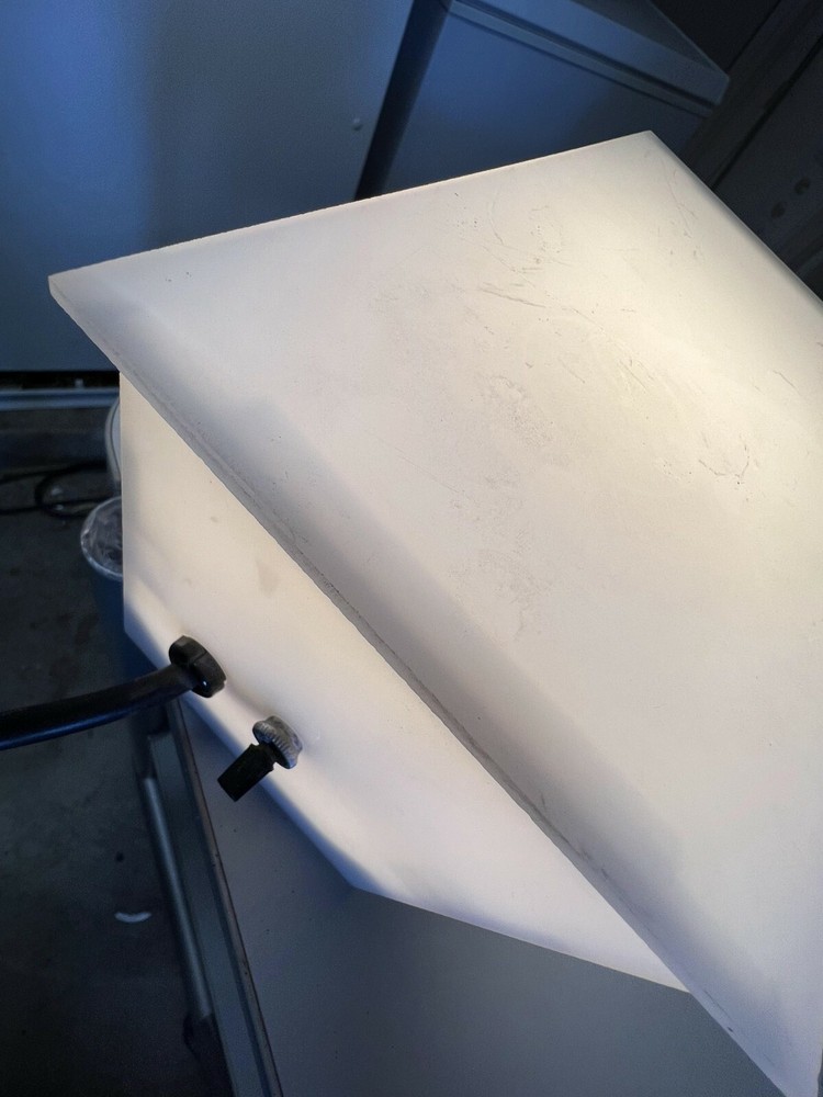 Edvotek White Light Box. Tested. Fast free shipping