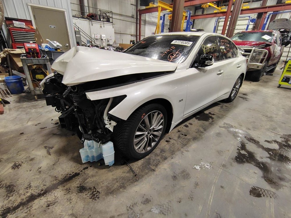 Q50       2018 Headrest 1488733