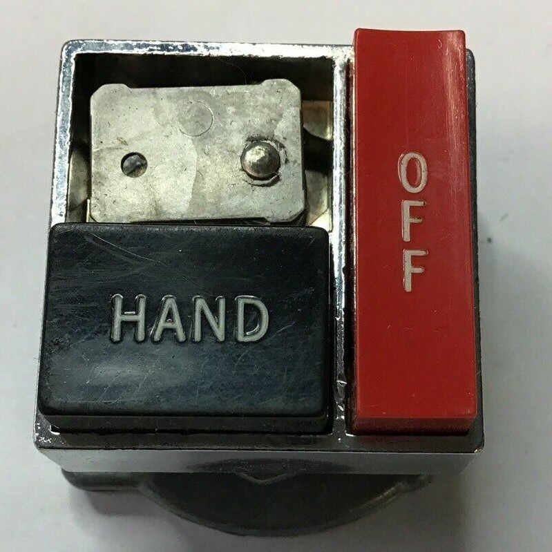 CUTLER HAMMER E30AF COMPACT PUSHBUTTON OPERATOR