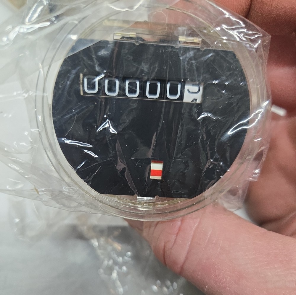 901506801 Yale Hour Meter