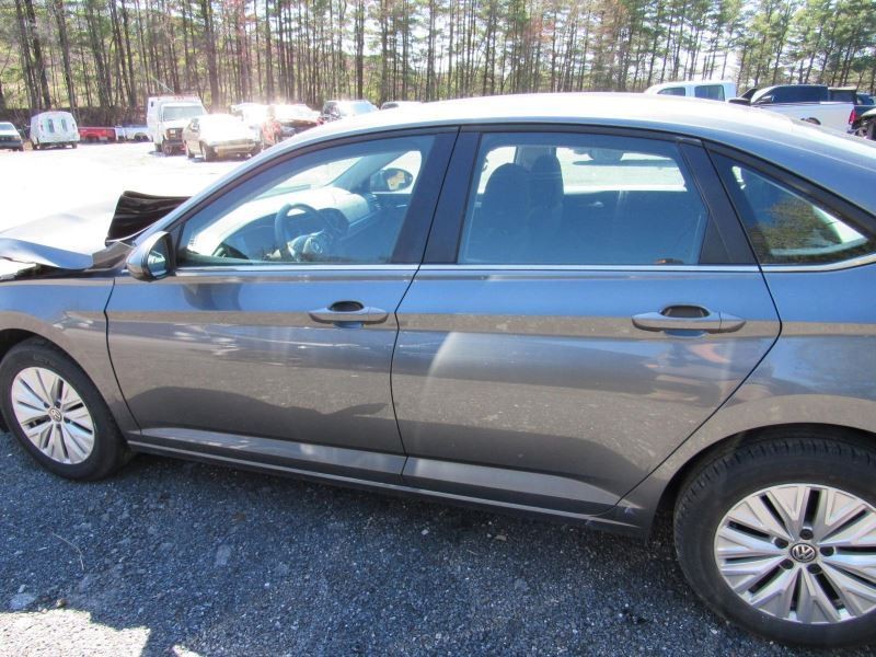 JETTA 2019 Glove Box 957566