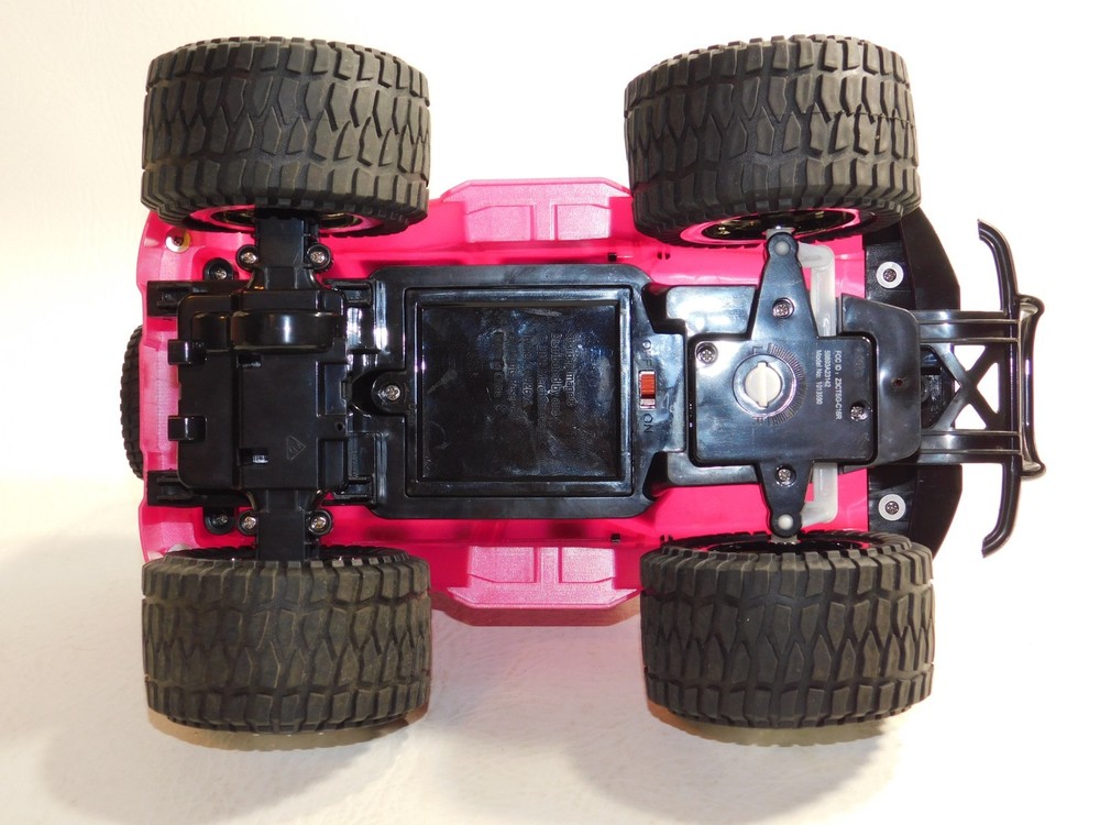 Sharper Image Trail Pixie Remote Control All-Terrain Vehicle Pink - Works Great