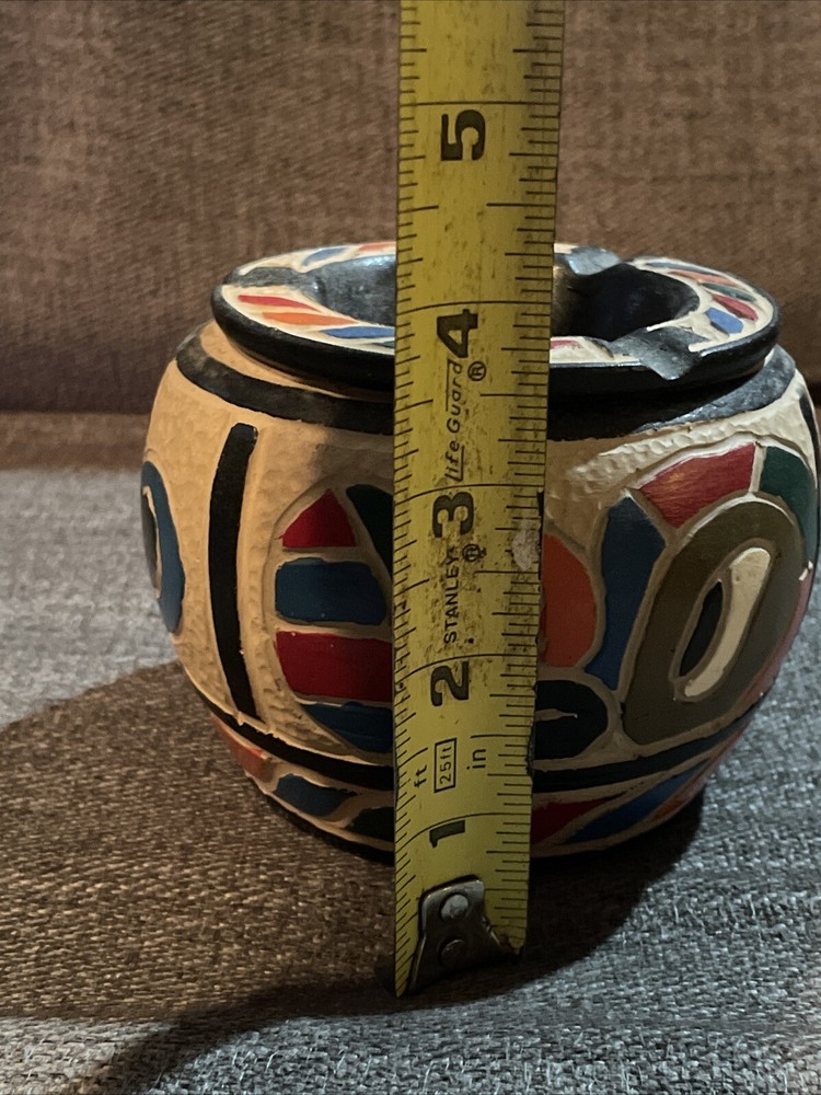 Vintage Decorative Ceramic/pottery Ashtray