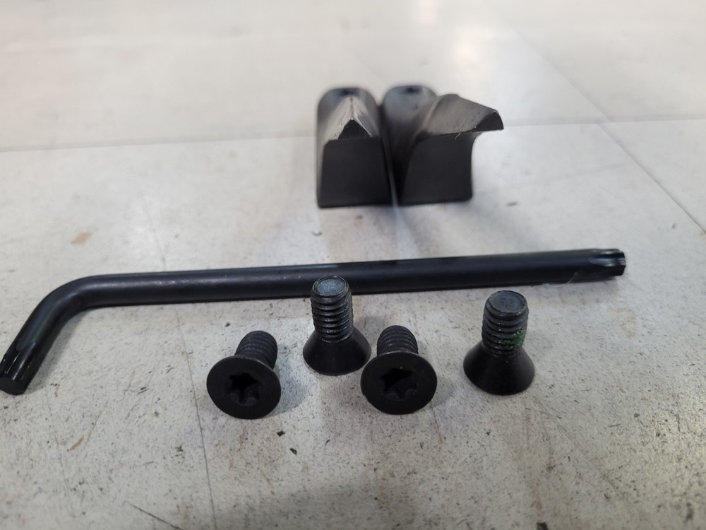 Tree Climbing Replacement Gaffs made by Klein Tools