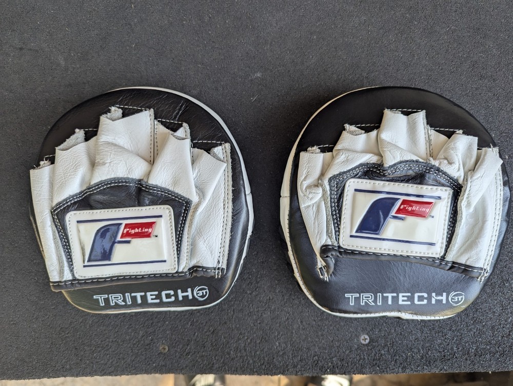 Fighting Tri-Tech Micro Mitts