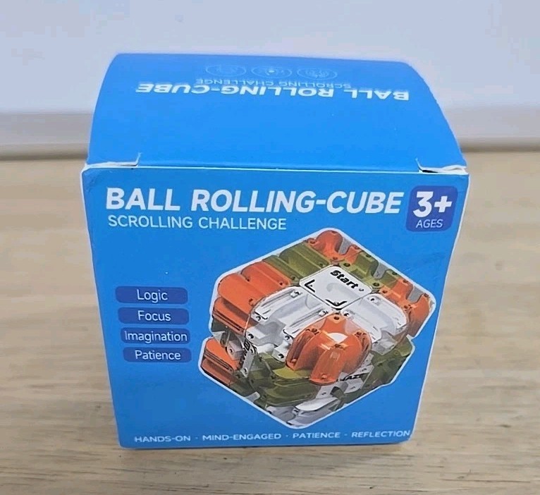 3D Maze Ball Rolling-Cube Scrolling Challenge Brain Teaser Puzzle.
