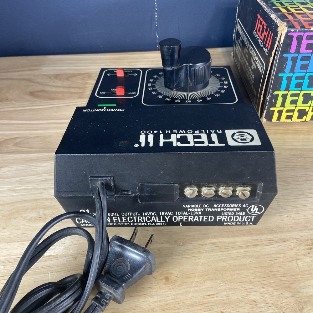 MRC Tech II RAILPOWER 1400 Trainpower Powerpack In Original Box Untested