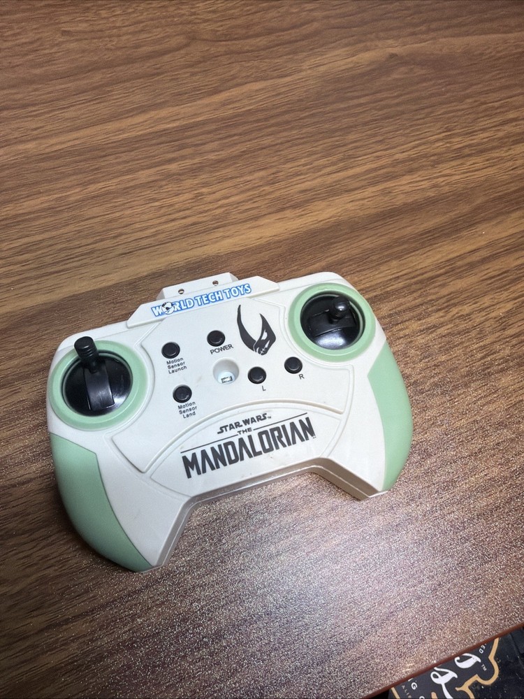 STAR WARS THE MANDALORIAN MINI HELICOPTER - REMOTE CONTROL ONLY