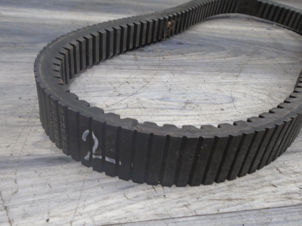1996 96 Arctic Cat EXT 580 Snowmobile Engine Rubber Drive Belt #2
