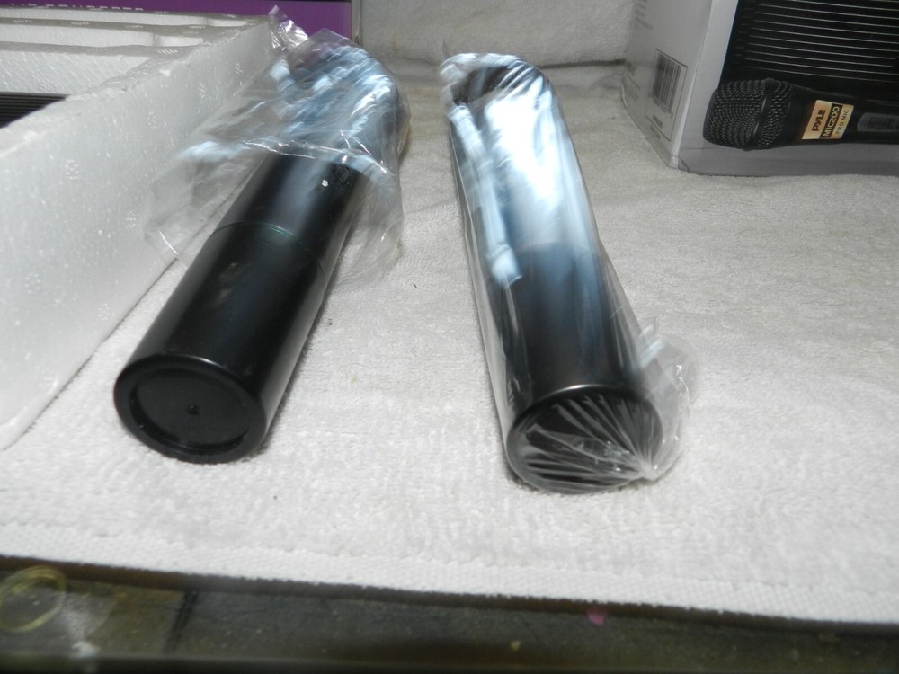 Dolphin MC2 Professional 2 pc wireless microphone system