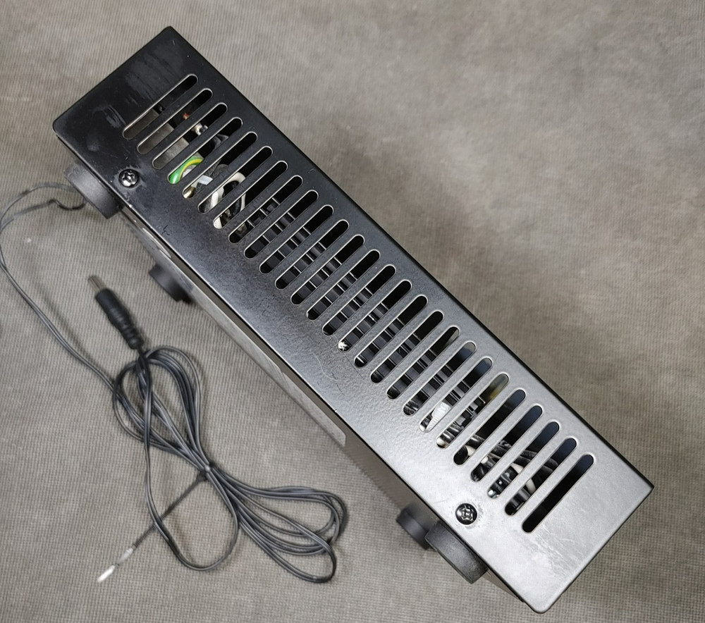 ASTRON SS-10 Switching Power Supply 13.8V ~ Tested Working