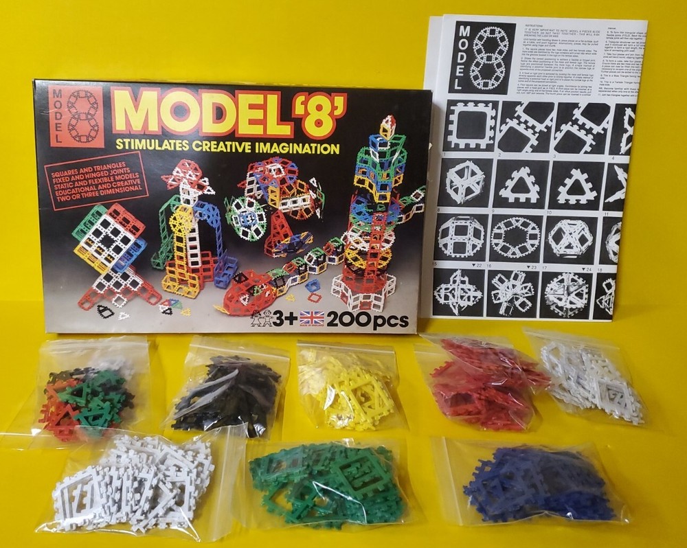 MODEL 8  STIMULATES CREATIVE IMAGINATION 200pcs Complete Building Set Pre-owned