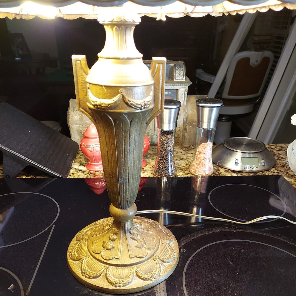 Vintage Slag Glass Table Lamp