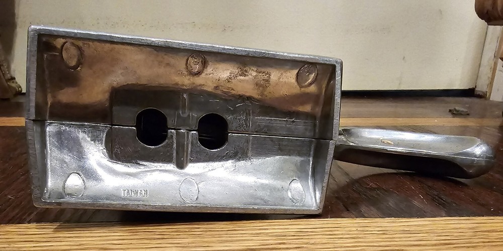 Metal Squirrel Nutcracker