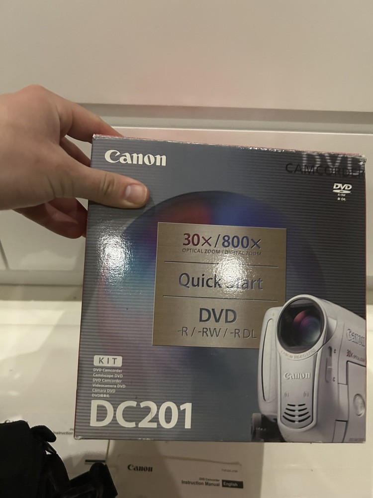 Canon DVD Camcorder Model DC201 with original box battery and case (untested)