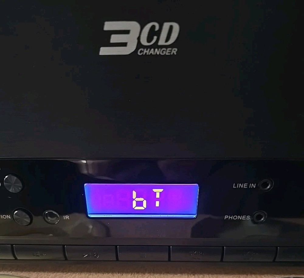 Blackweb 3CD Changer AM/FM Stereo | BLUETOOTH | AUX | CD Changer Not Working