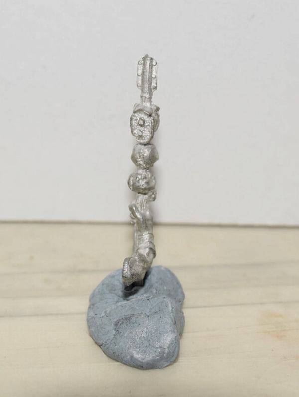 Warhammer Orc Boyz Banner Pole with Decapitated Lizardman Saurus Head (OOP)