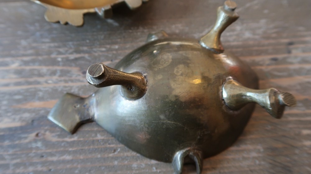 Antique Footed Brass Softshell Turtle Trinket Box 5"