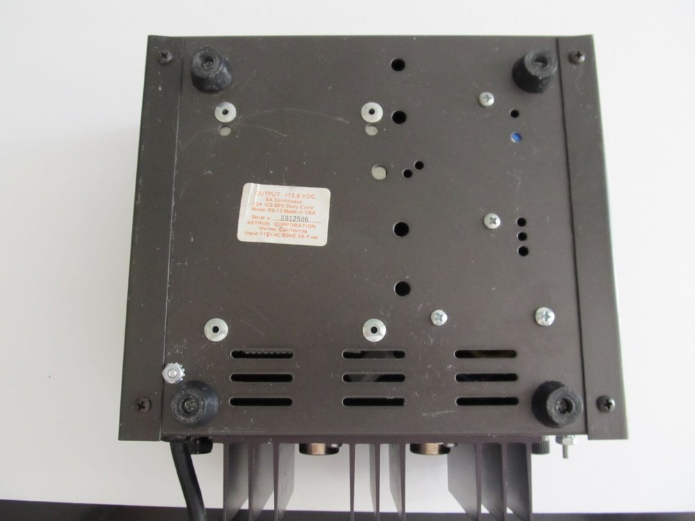 ASTRON RS-12A POWER SUPPLY 12 AMP