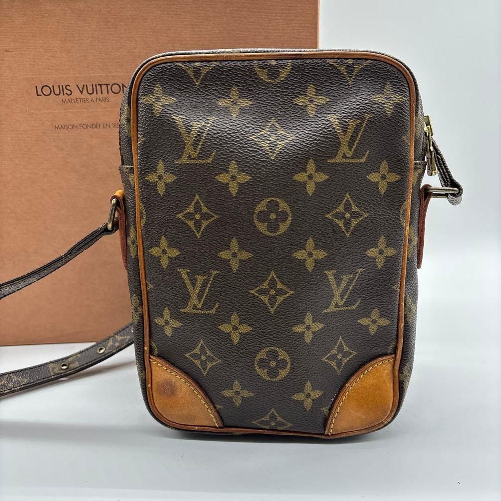 Louis Vuitton Amazon Monogram Shoulder Bag Used