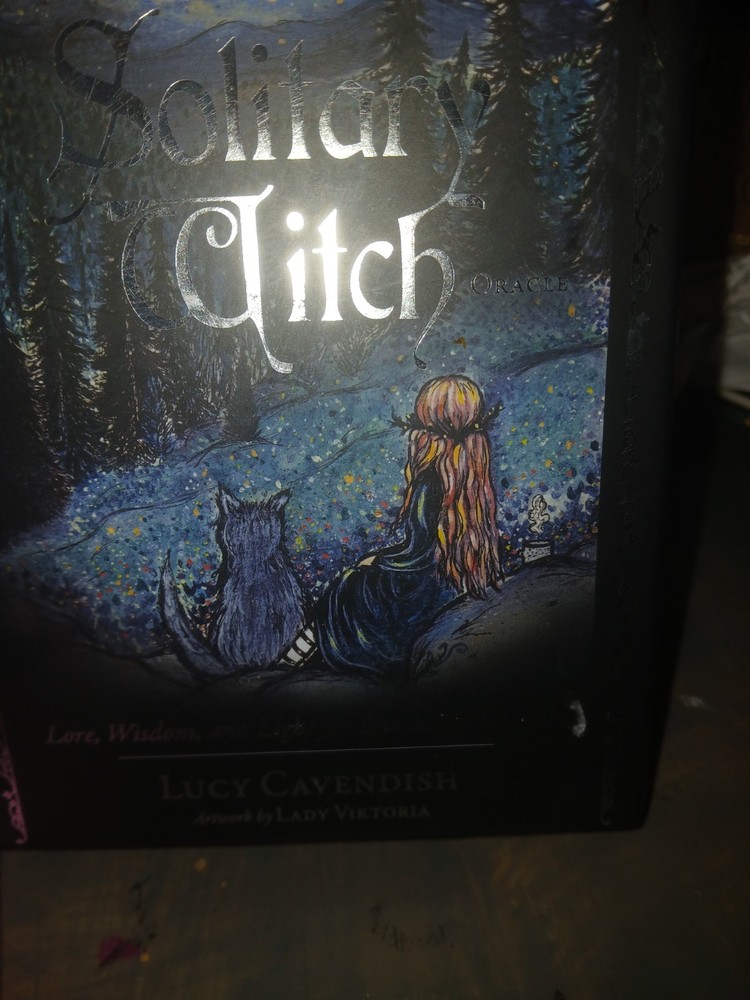 The Solitary Witch Oracle: Lore, Wisdom, and Light - Full Deck