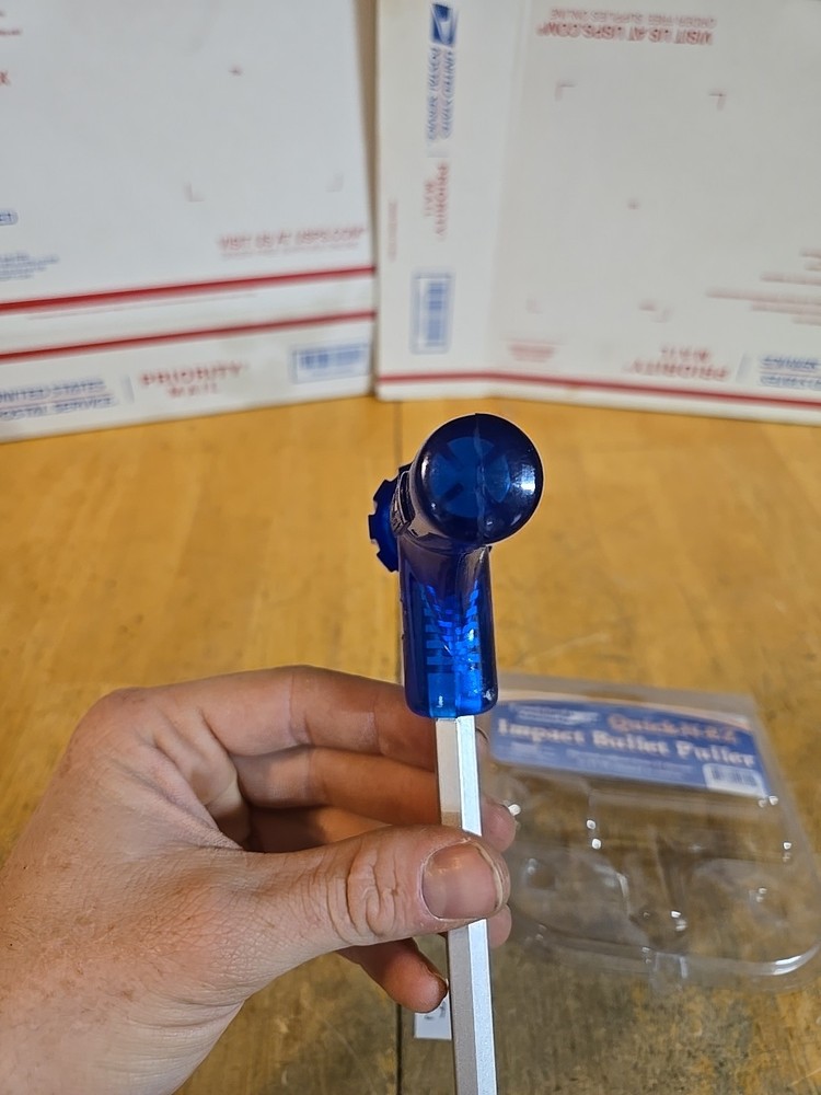 Frankford Arsenal Quick-N-EZ Impact Bullet Puller for Reloading Blue, Medium