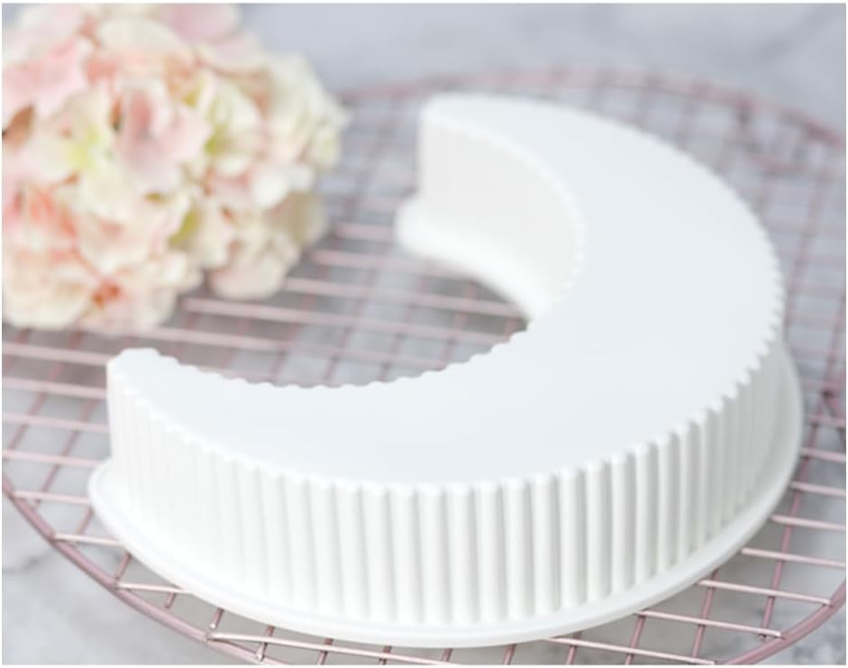 EchoDone Crescent Moon Shape Silicone Cake Pan, Moonlight Sonata Random