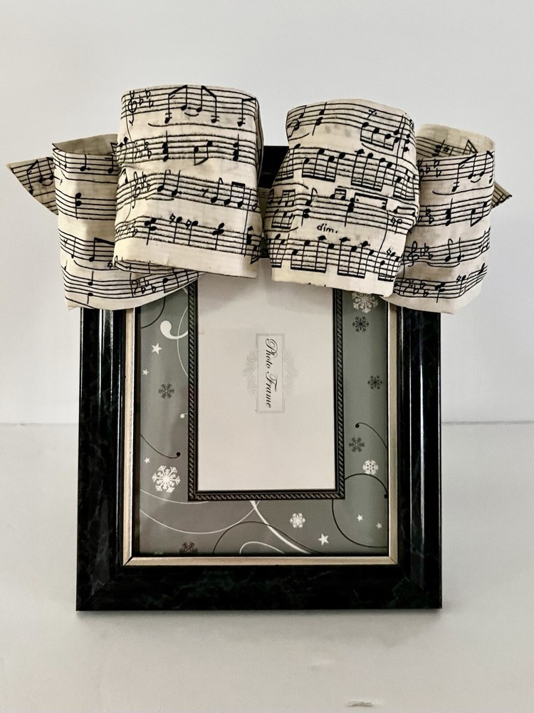 HANDMADE 5x7 PAPER MACHE 🎀 BOW MUSICAL 🎼NOTE 🎼 PICTURE FRAME