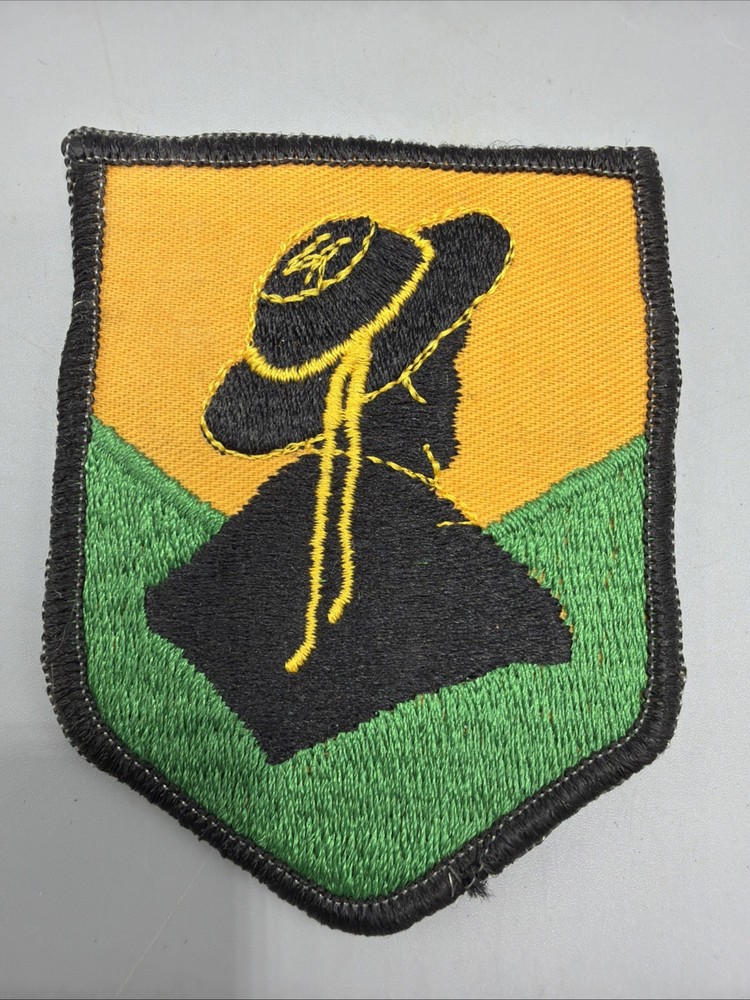 US Military unidentified cut edge unit patch