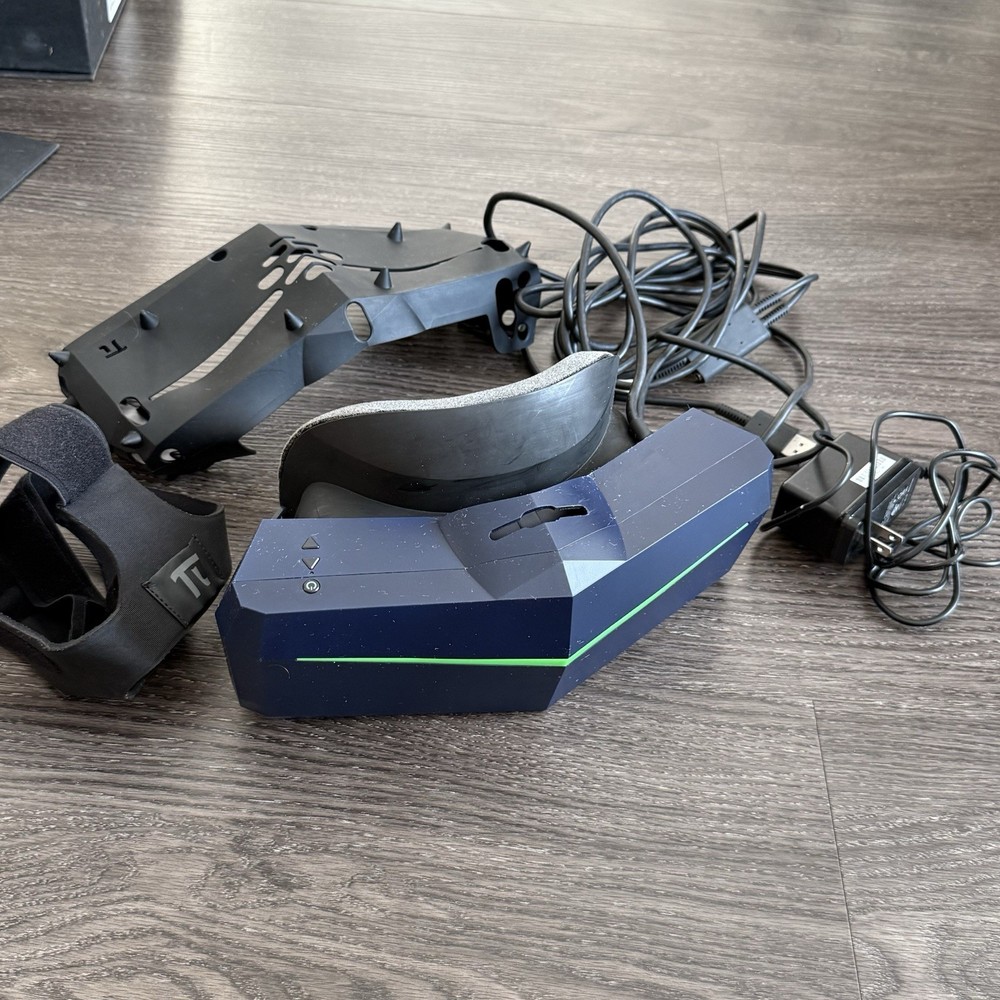 Pimax Vision 8K PLUS VR Headset
