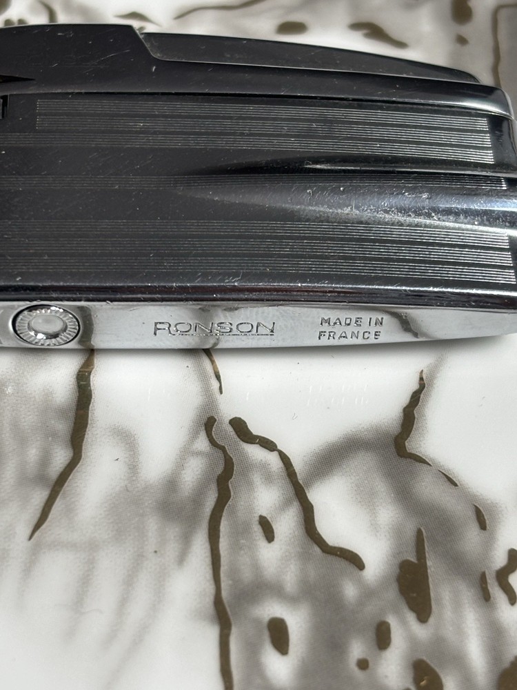 Ronson 1950s Vintage Silver Lighter