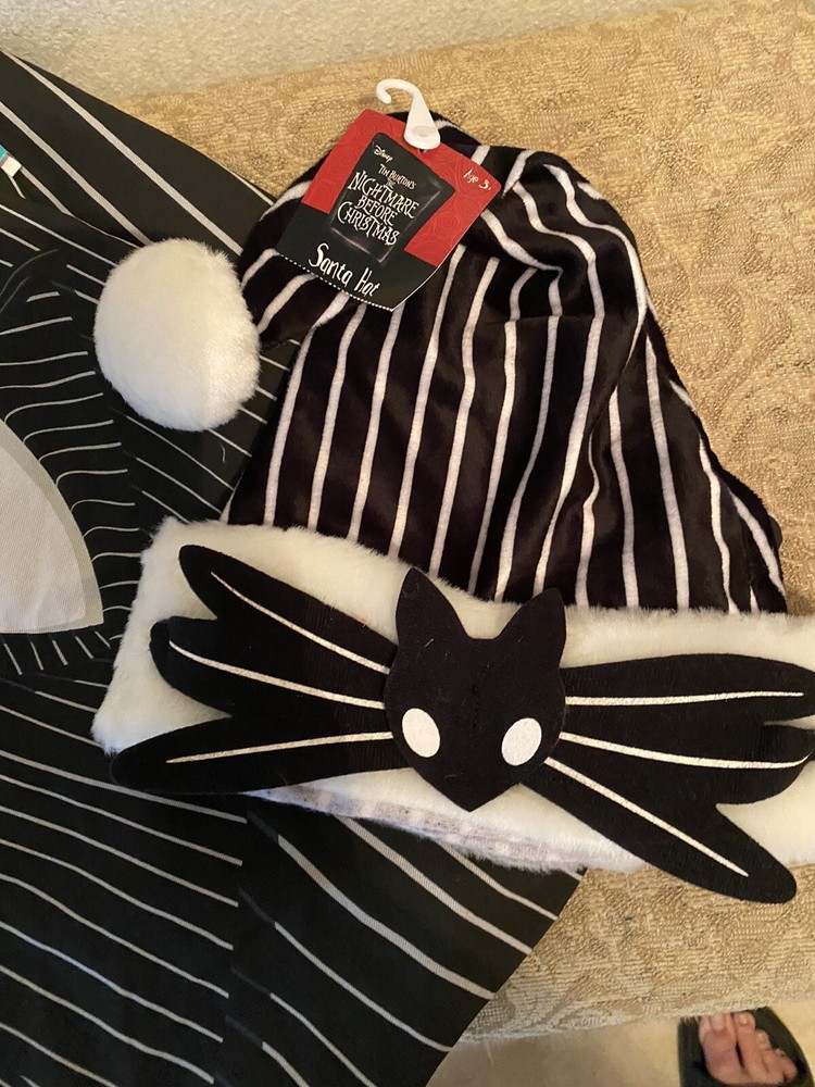 Nightmare Before Christmas Apron & Santa Hat NEW