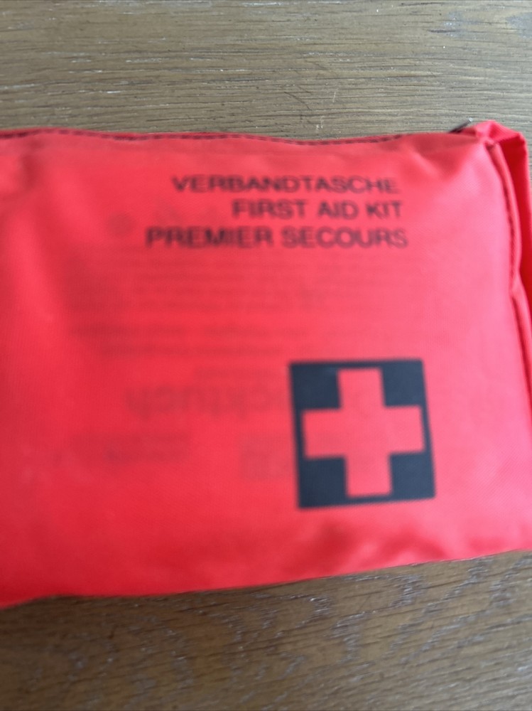 AUDI FIRST AID KIT 13164 Mostly New