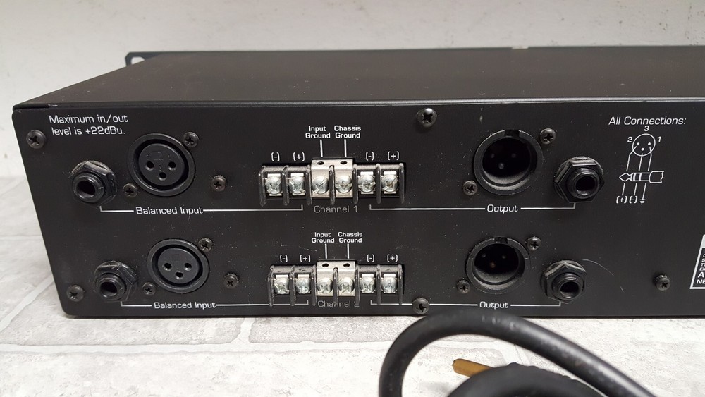 Ashly PQX 572 Stero Seven Band Parametric Equalizer READ