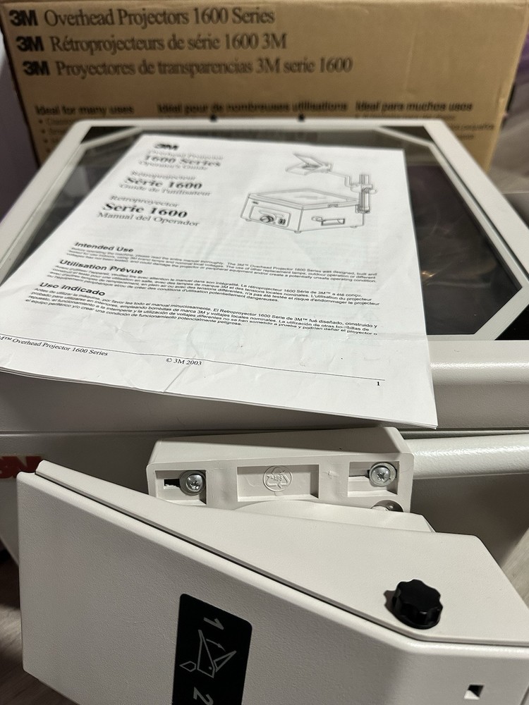 3M 1608 Overhead Projector TESTED WORKS