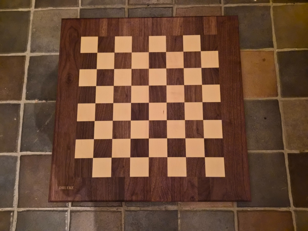 21" Drueke Chess Board with Birch/Walnut Squares