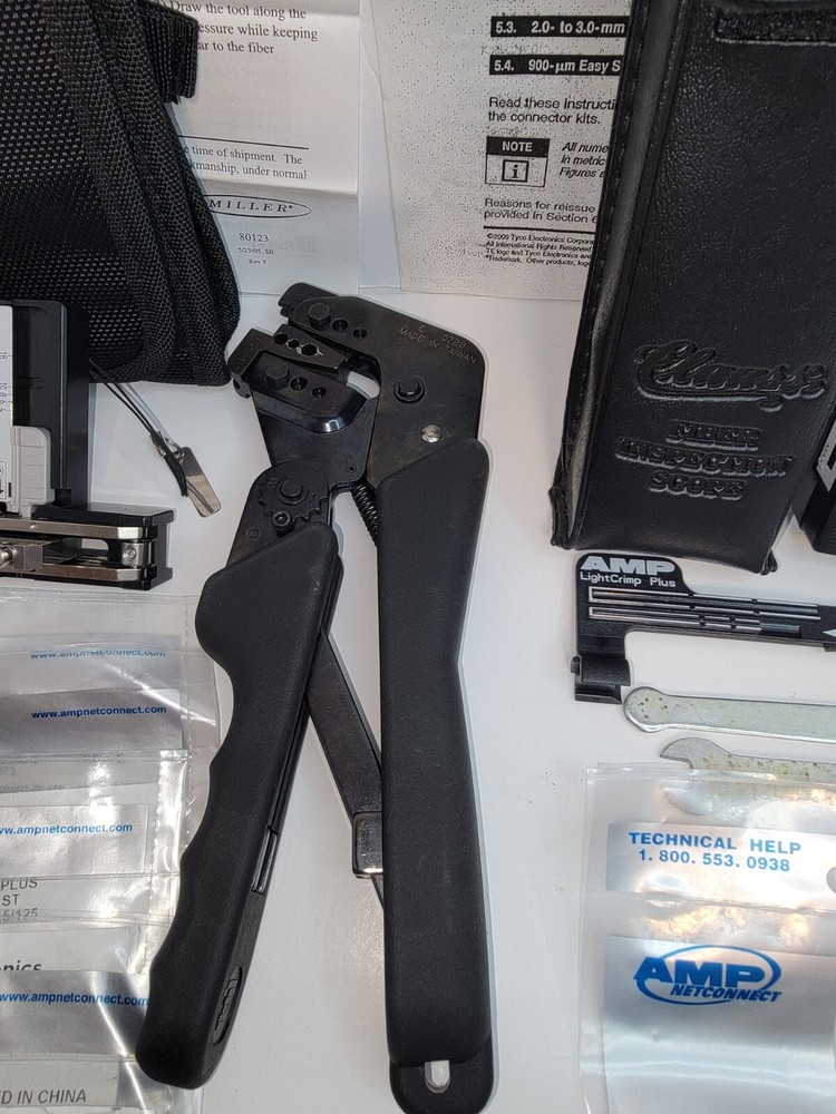 FIBER OPTIC SPLICER W/SUPPLIES (345)