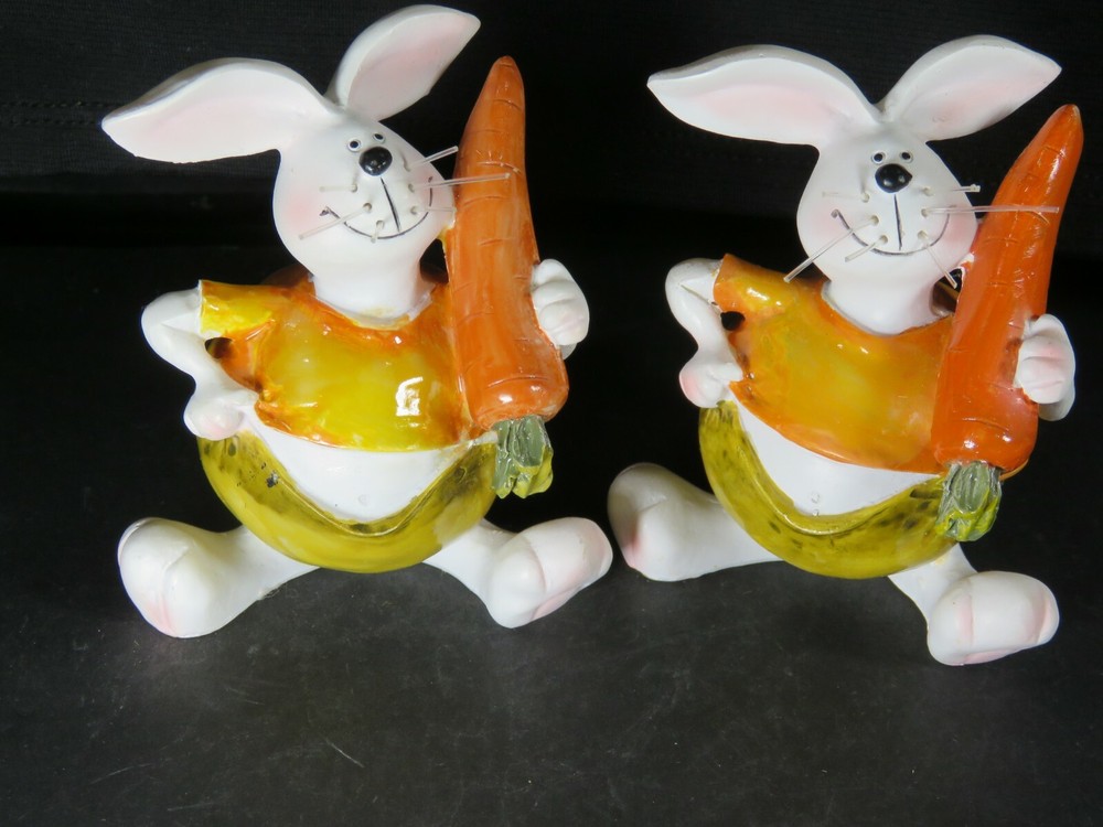 2 Vintage Easter Bunny Figures Happy Bunnies Decorations B2154