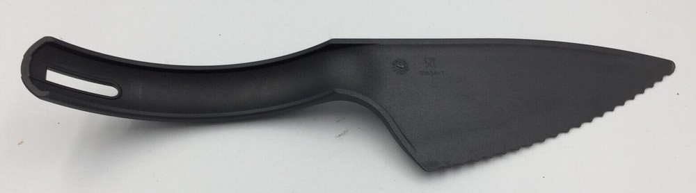 Tupperware Cut N Serve #5193A-7 Serrated Cake Pie Server - Black