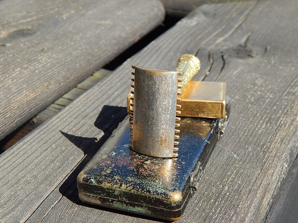 Vintage Gillette ABC pocket set