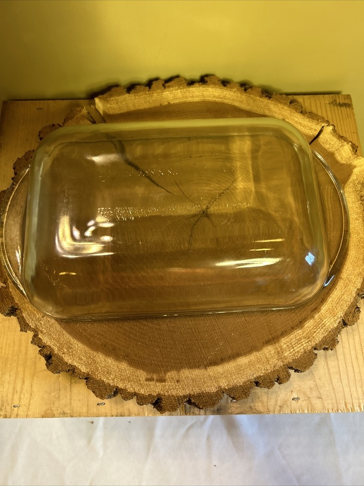 Pressed Clear Glass 1 Quart 6 in x 9 in Rectangular Baking Dish Casserole Cake