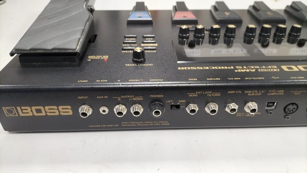 BOSS GT-100 MULTI-EFFECTOR 976927